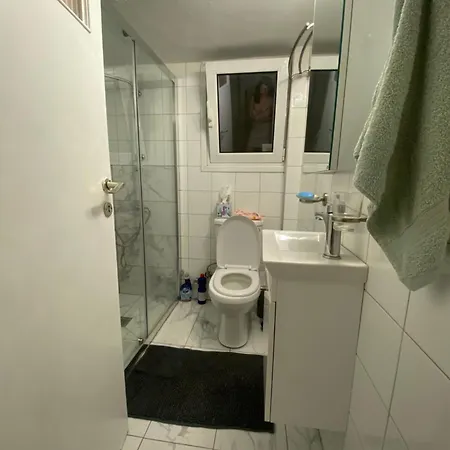 Apartment Gold
